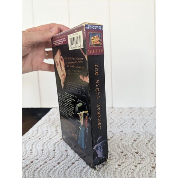 The Night Stalker starring Darren McGavin VHS Tape - Vintage Horror Movie - Picture 6 of 6
